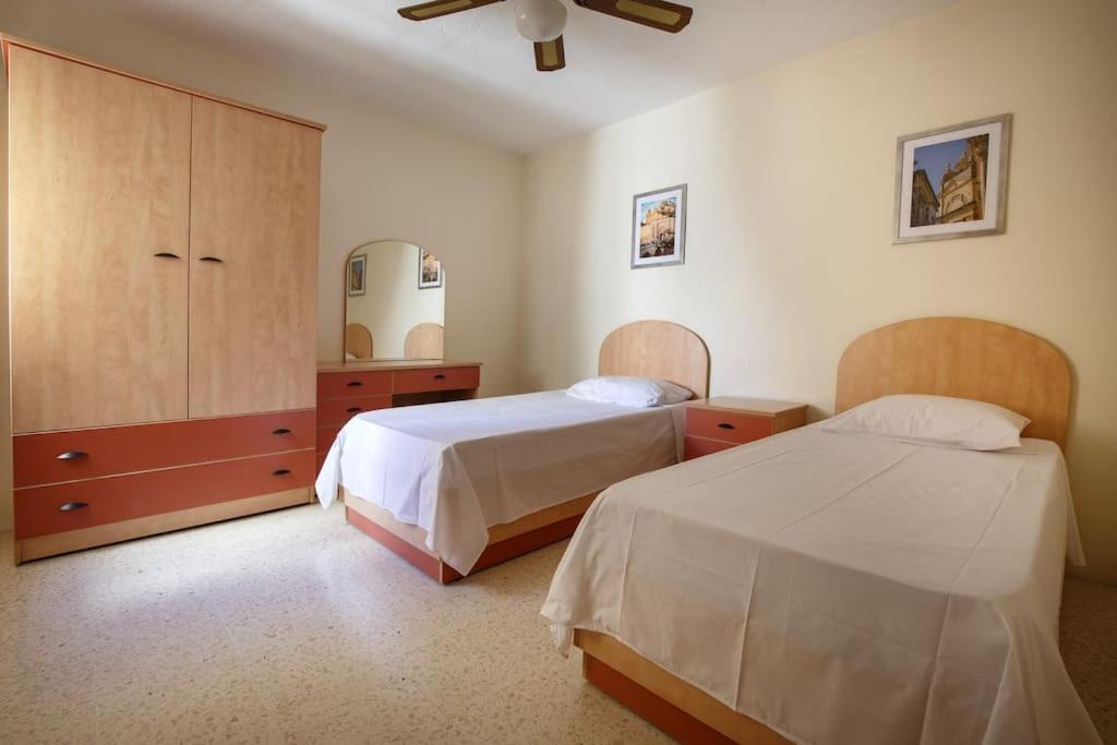 3 Bedrm Apt Seaview Balluta Bay Σλιέμα Εξωτερικό φωτογραφία